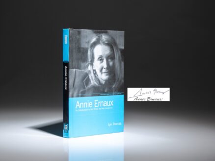 The first edition of Annie Ernaux: An Introduction to the Writer and Her Audience by Lyn Thomas, signed by the subject, Annie Ernaux.