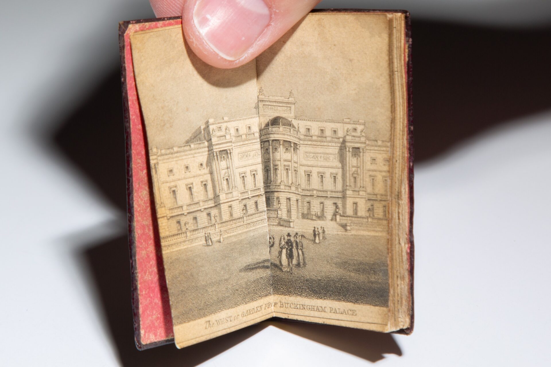 1841 Victoria Miniature Almanack - Image 3