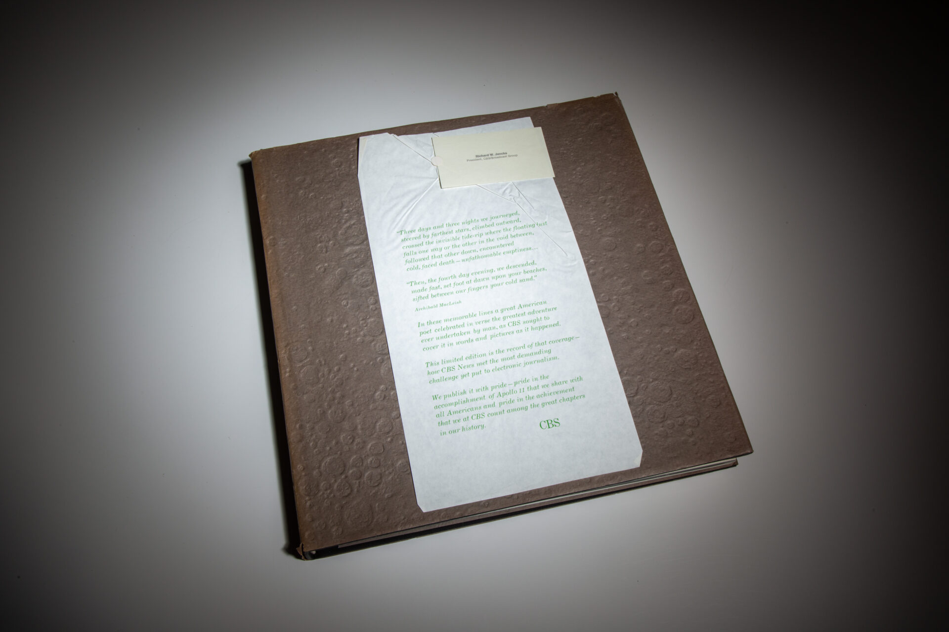 10:56:20PM EDT 7/20/69: The Historic Conquest of the Moon as reported to the American People by CBS News Over the CBS Television Network - Image 2