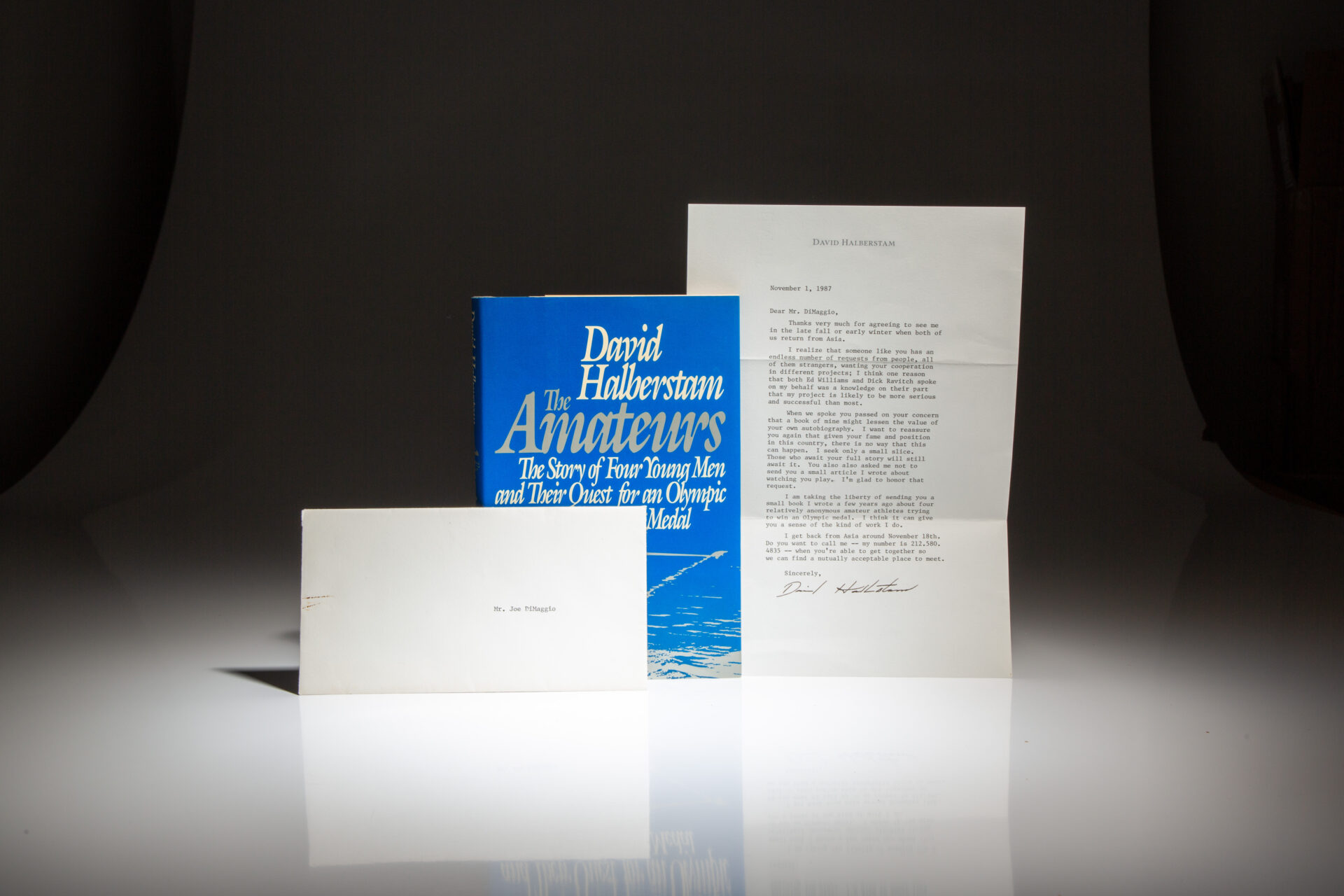 The first edition of The Amateurs by David Halberstam, with a letter from Halberstam to Joe DiMaggio, offering him a copy of this book.